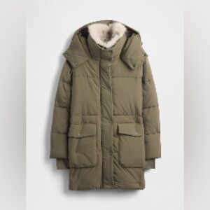 Gap Hooded Puffer Coat
